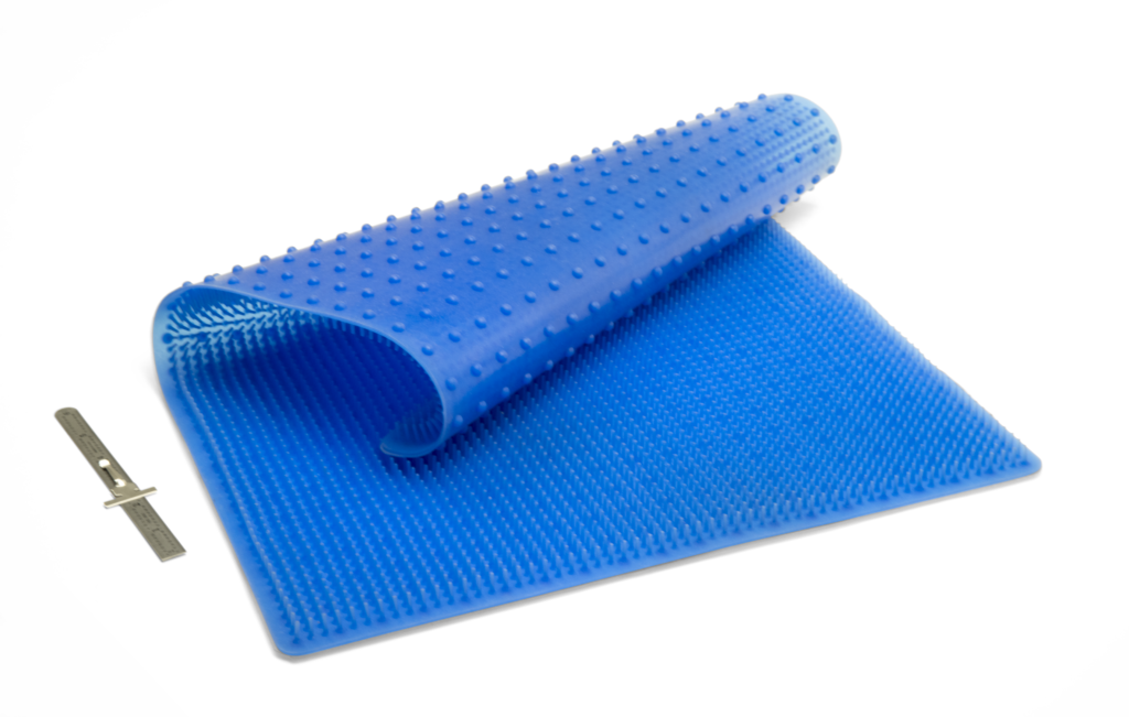 https://rubber-group.com/wp-content/uploads/2023/09/Mat-Blue-with-bumps-1024x651.png