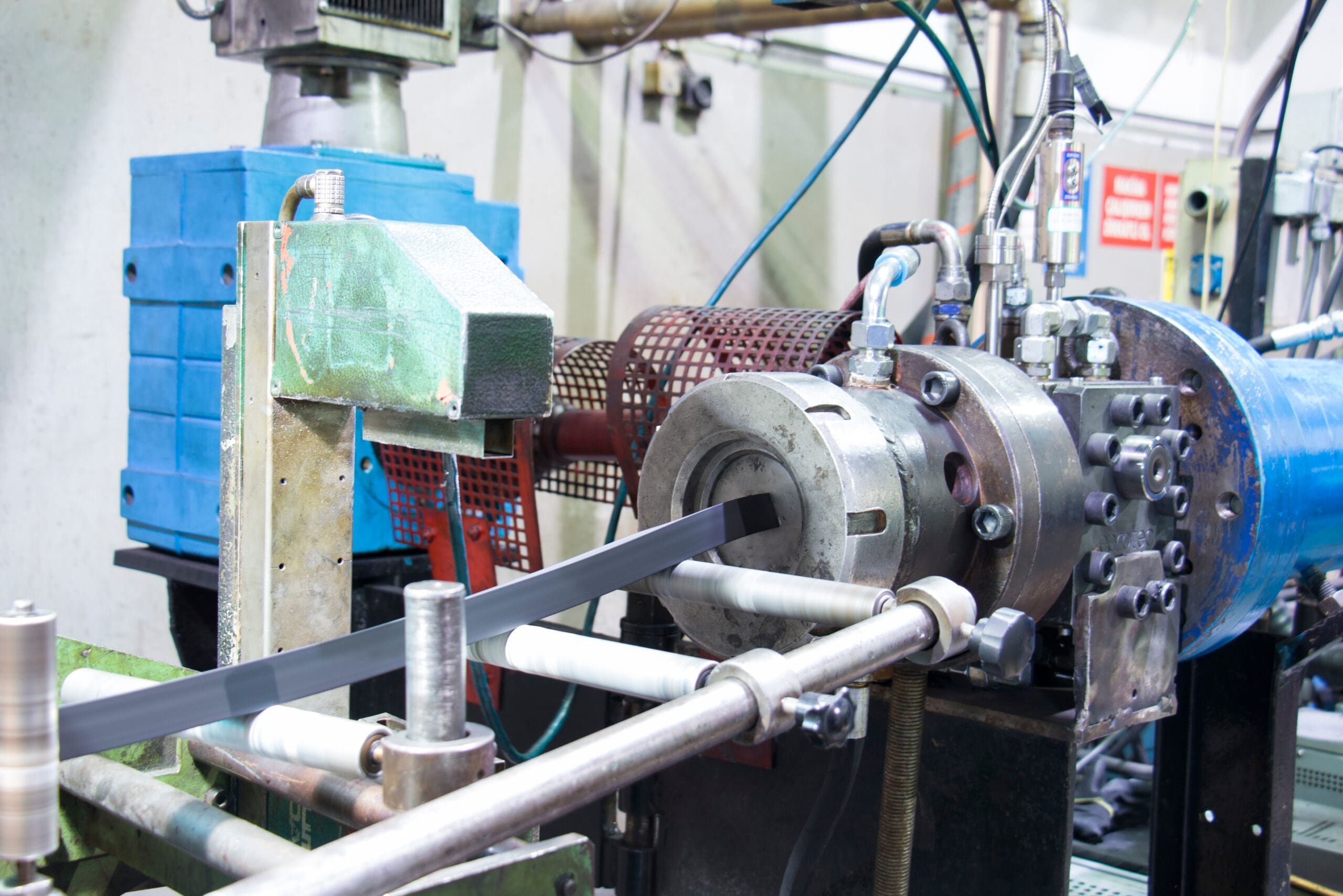 Rubber,Extruder,Is,Producing,Rubber,Profile Rubber,Extruder,Is,Producing,Rubber,Profile